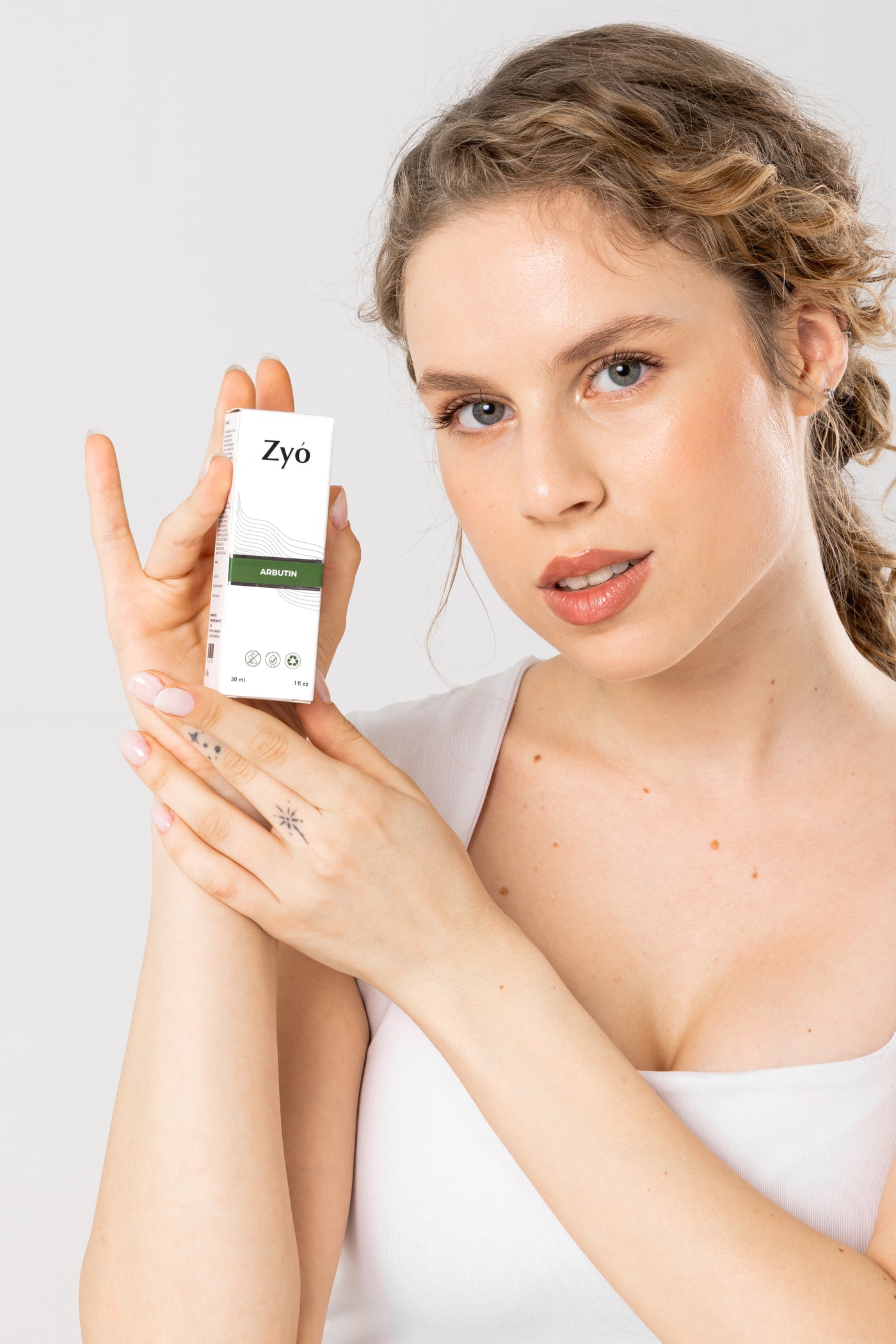 Leke Görünümü Azaltıcı Cilt Tonu Eşitleyici Ve Aydınlatıcı Arbutin Serum 30ml görsel 5